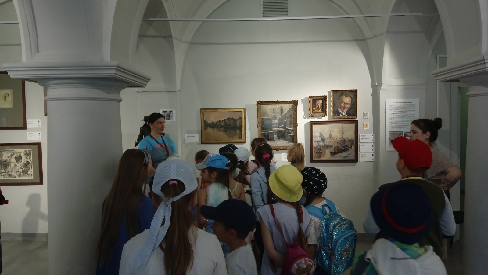 9 июня дети школьного лагеря посетили Калининградский Музей Искусств..