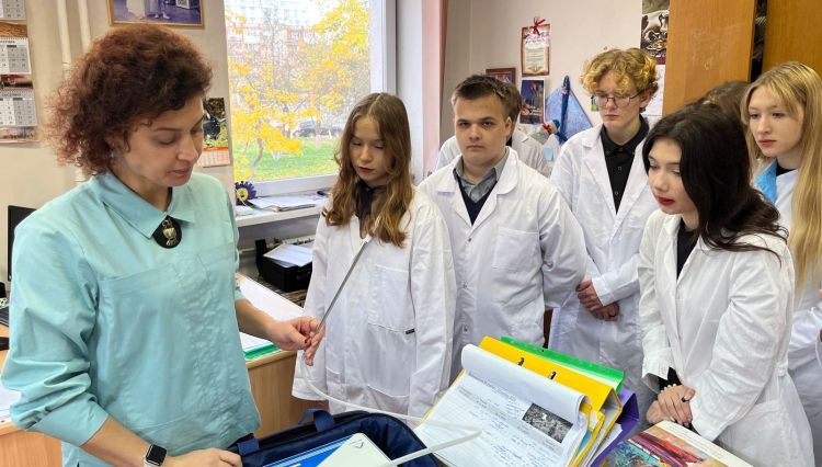 Экскурсия в санитарно-химическую лабораторию центра гигиены и эпидемиологии в Калининградской области.