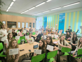 11 июня прошел заключительный день в предпрофильном лагере. Для учащихся 6В и 8В классов учителя и 10В класс подготовили интеллектуальную игру «Медицина вокруг нас»..