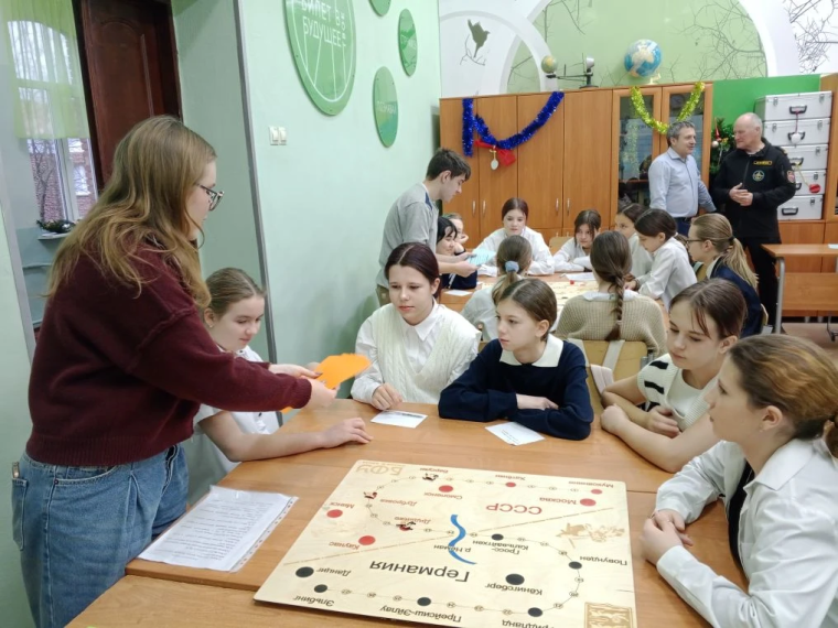 "Психолого-педагогический 6"Д" класс стал участником апробации интерактивной игры БФУ им. И. Канта"..