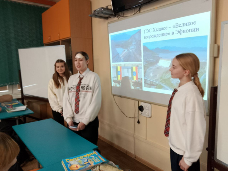 Театрализованная миниатюра "Энергетика, останавливающая войны".