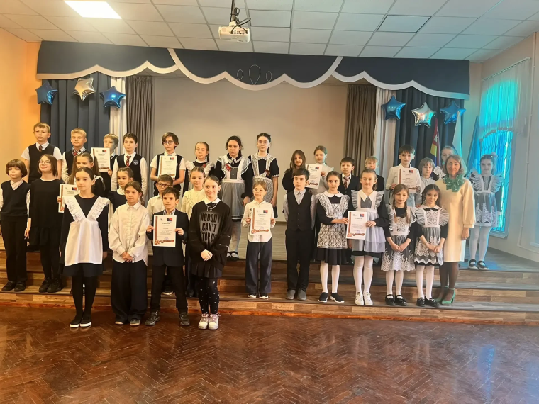 10 апреля в актовом зале гимназии для обучающихся 3–4 классов прошла познавательная историко-патриотическая викторина.